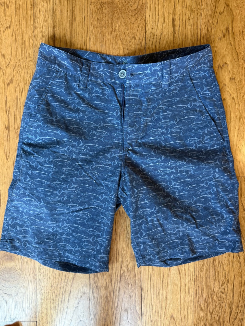 Southern Tide Men's Navy Blue Fish-Print Flat Front Shorts